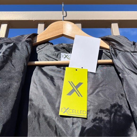 Excelled NWT Women’s Hooded Puffer Jacket (Kohl’s) S Black Style LX1017PP - Picture 3 of 9